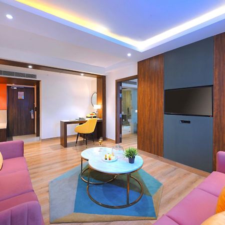 Golden Tulip Agra Hotel Agra  Luaran gambar
