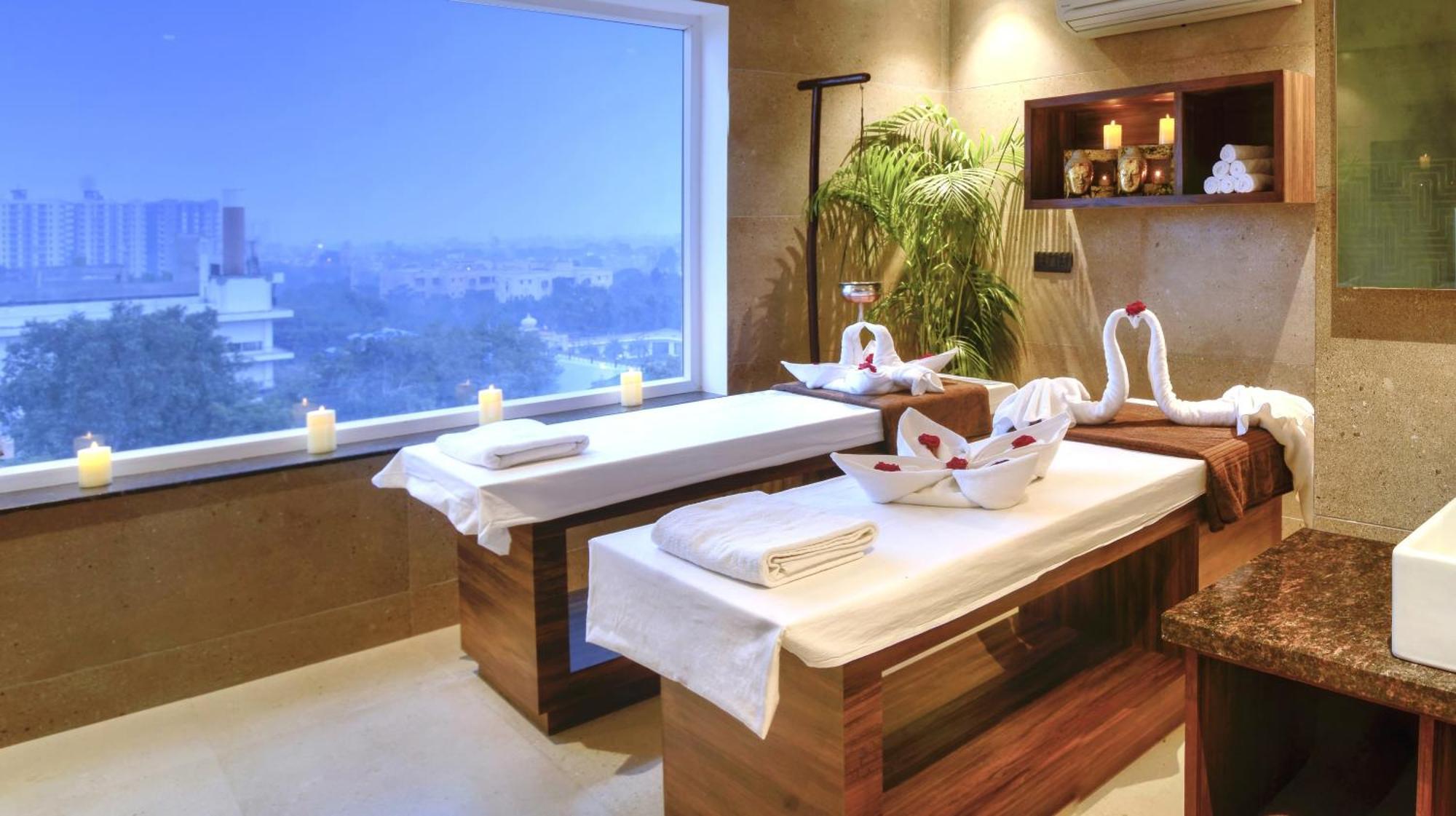 Golden Tulip Agra Hotel Agra  Luaran gambar